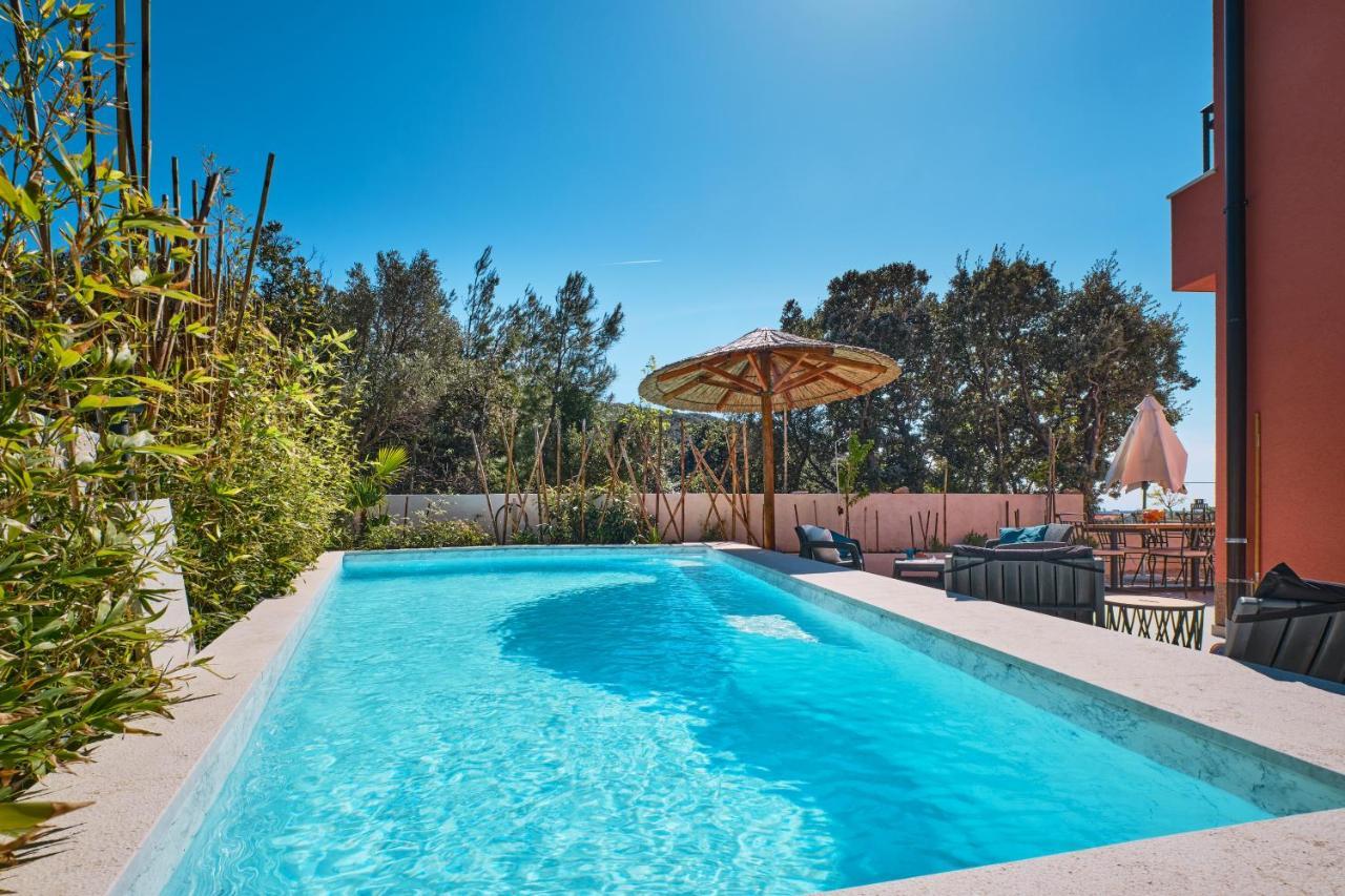 Meacres Sun Vila Miholascica Exterior foto